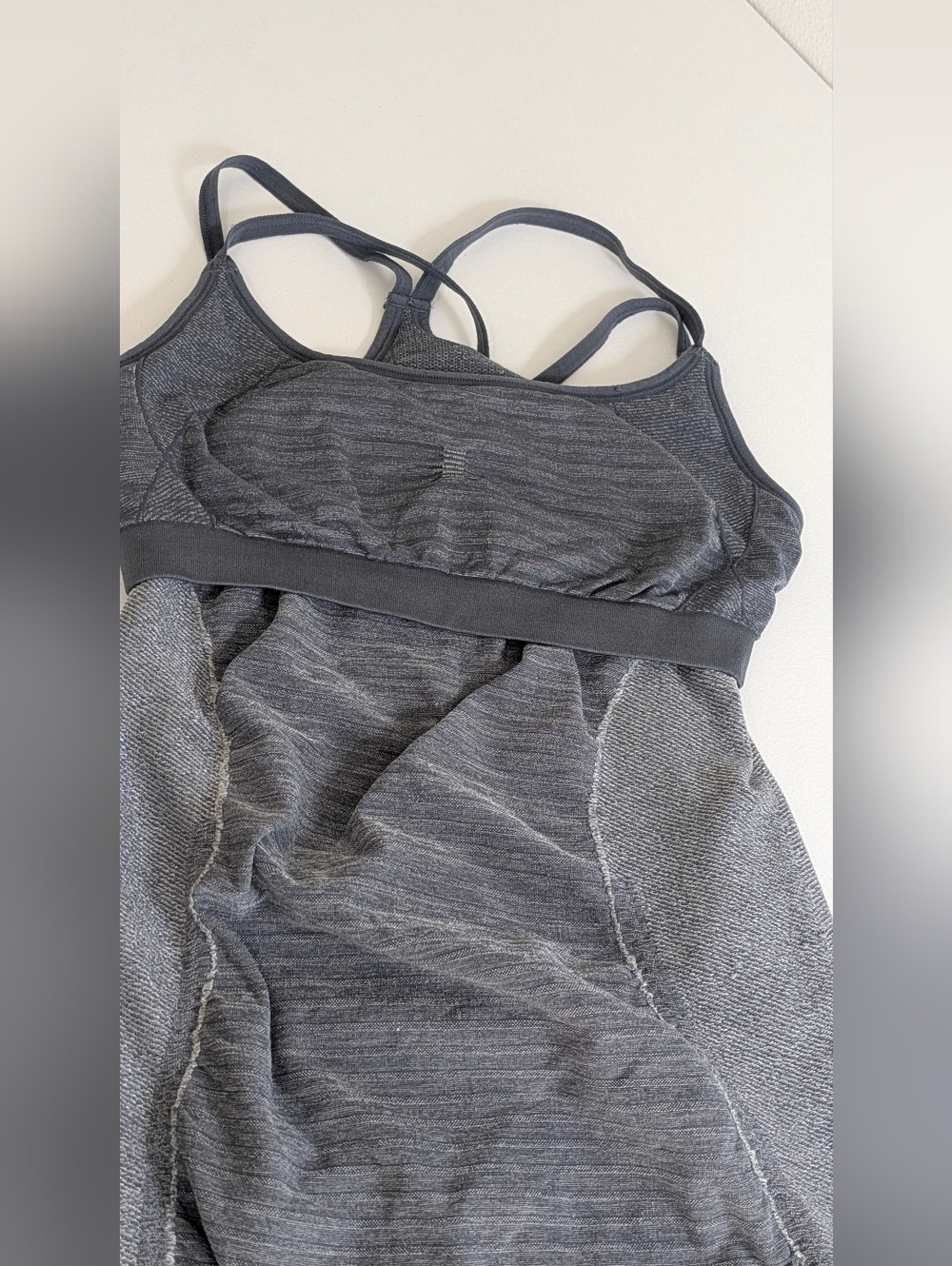 Zella Grey Dry-Fit Spaghetti Strap Runners Tank Top Size L Race Back Gym Yoga - Picture 7 of 10